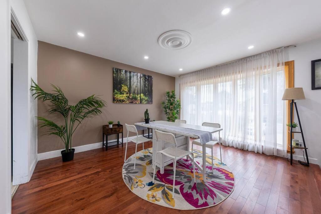 Spacious 4Br House Close To Dt Apartment Brossard Exterior photo