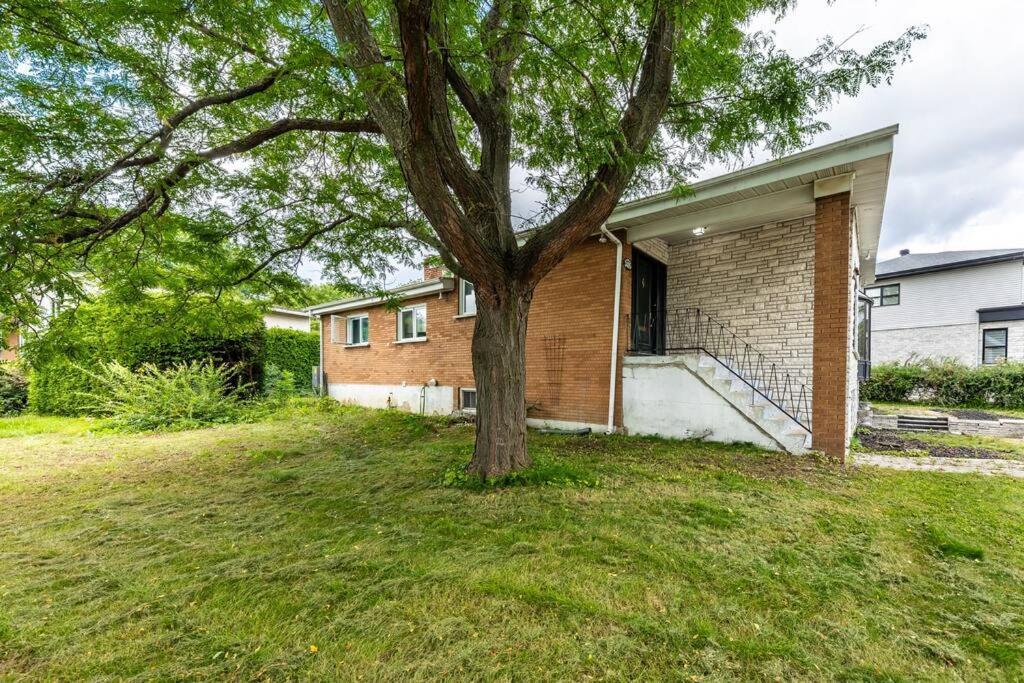 Spacious 4Br House Close To Dt Apartment Brossard Exterior photo